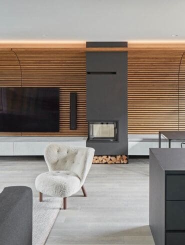 188 m² rekonstruotas trijų aukštų kotedžas: neypatingą paversti ypatingu