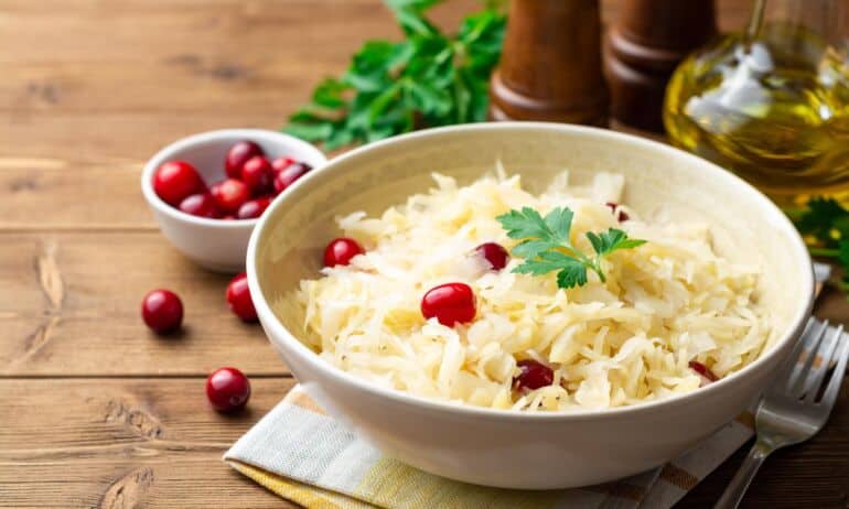 2 patys paprasčiausi raugintų kopūstų receptai