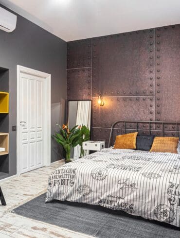 53 m²  butas senos statybos name Vilniuje: neįprastas ir charakteringas