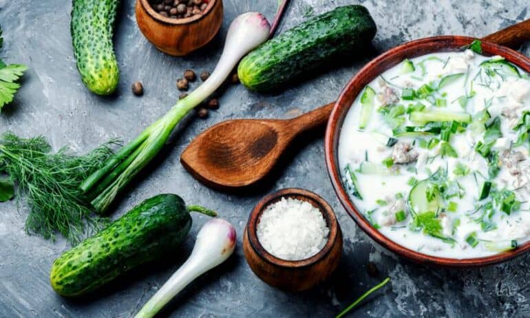 Balti šaltibarščiai: mažai kam žinomas