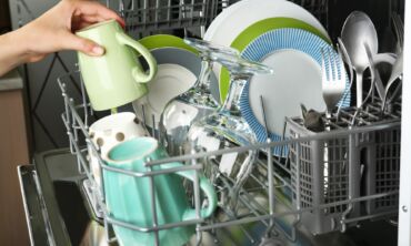 Ekspertų patarimai: kaip taupyti elektros energiją?