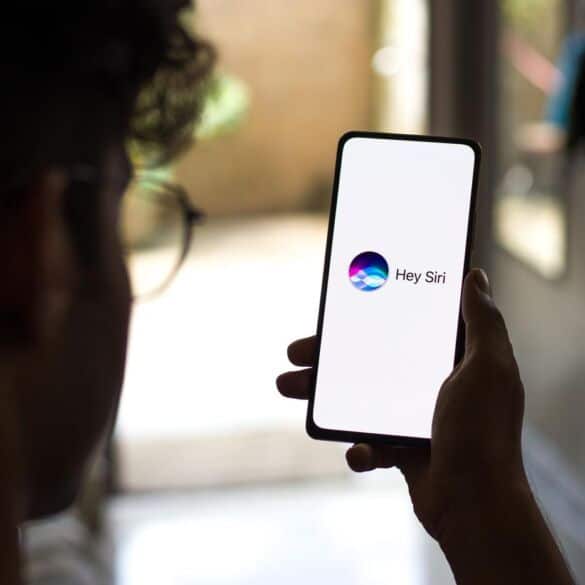 Į „Apple“ įrenginius atkeliauja naujienos: „iPhone“ išmoks rašyti pasakas