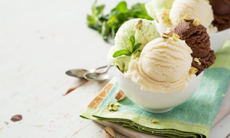 Kabinkite juos šaukštais: naminiai ledai vos iš kelių ingredientų
