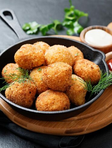 Kaip gaminami populiarieji ispaniški kumpiai ir dešros? (+ kroketų su „chorizo“ dešra receptas)