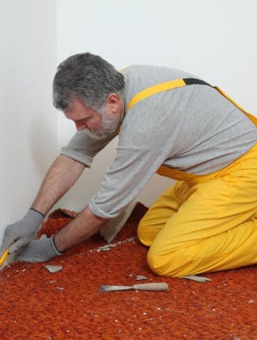 Kaip pašalinti kiliminę dangą