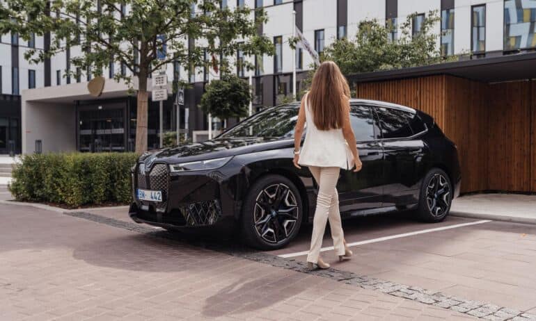 Kodekso pataisa: jei užėmei privačią automobilio parkavimo vietą – bauda iki 500 eurų