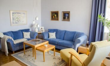 Namo interjeras Alytuje: daugybė paveikslų ir skoningos spalvos FOTO