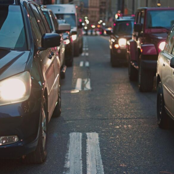 Naujas būstas ar automobilis? Banko tyrimas atskleidė