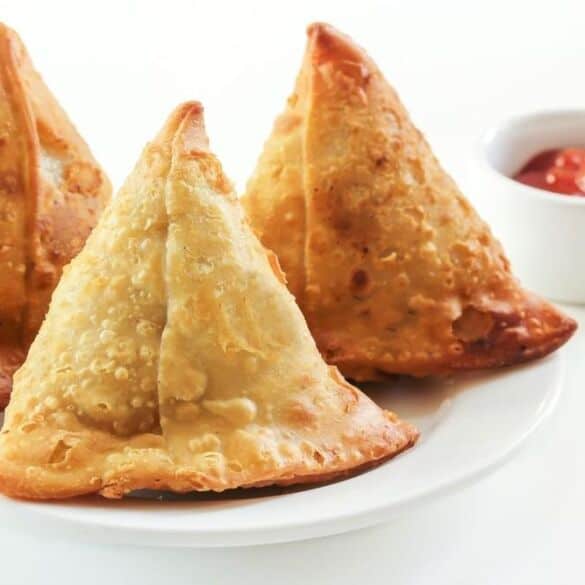 Netikėtai skanu: indiški pyragėliai su daržovėmis – samosa