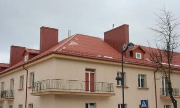 Nuraudę Naujosios Akmenės stogai