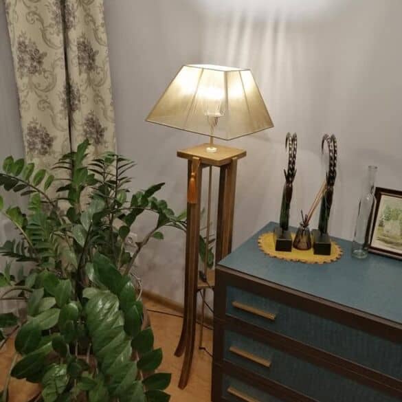 Pasidaryk pats: gėlių stovas