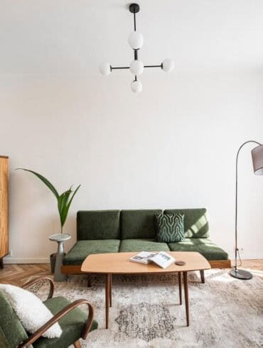 Pasidarys kiekvienas: vienspalvis minimalistinis lubų ir sienų tinkavimas molio tinku (+ video)