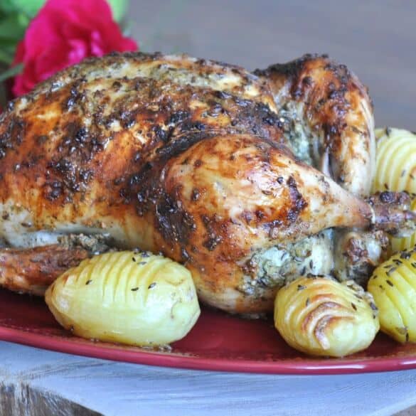 Savaitgalio receptas: keptas viščiukas jogurto marinate