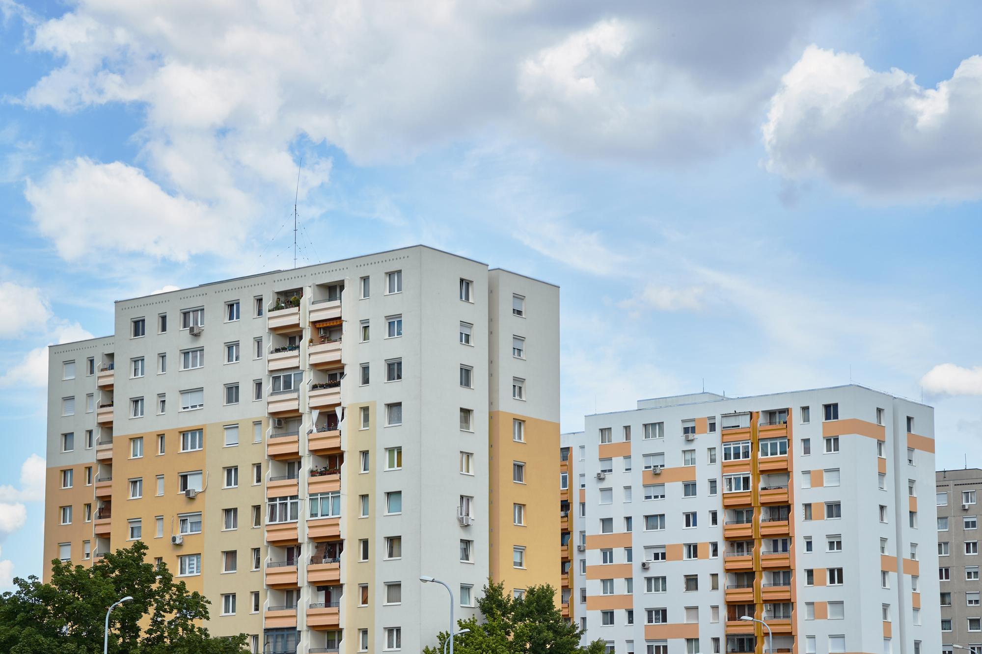 Senos statybos daugiabučių griovimas: kas lauks šio turto savininkų?