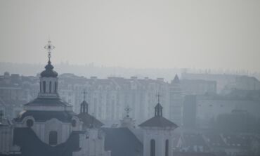 Specialistai perspėja: senos krosnelės ir židiniai kenkia ir jums
