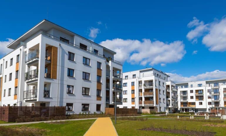 Specialistas: naujas įstatymas gali pabranginti jūsų planuojama įsigyti būstą 25 000 eurų
