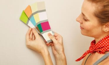 Specialistų gudrybės: kaip išsirinkti ir suderinti spalvas