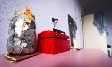 Studento kambarys: asketiškas minimalizmas