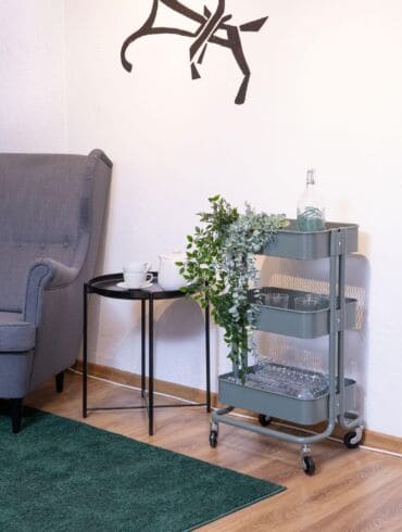 Verslas namuose – kaip įrengti darbo zoną jaukiai ir funkcionaliai?