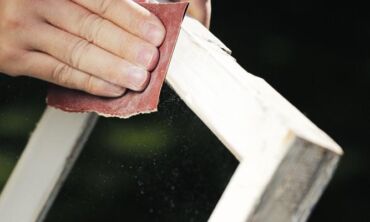 Vertinantiems tradicijas: ką reikėtų žinoti apie medinių langų ir durų restauravimą