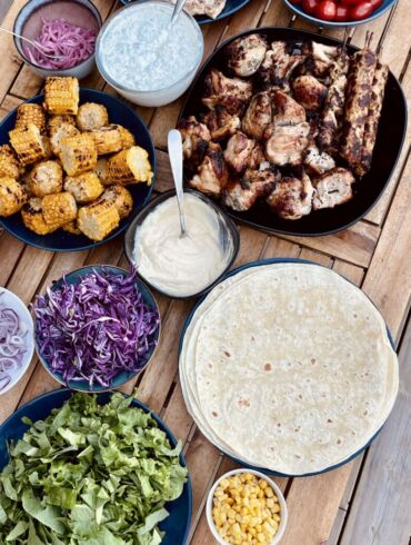 Kebabas su naminiu tzatziki padažu