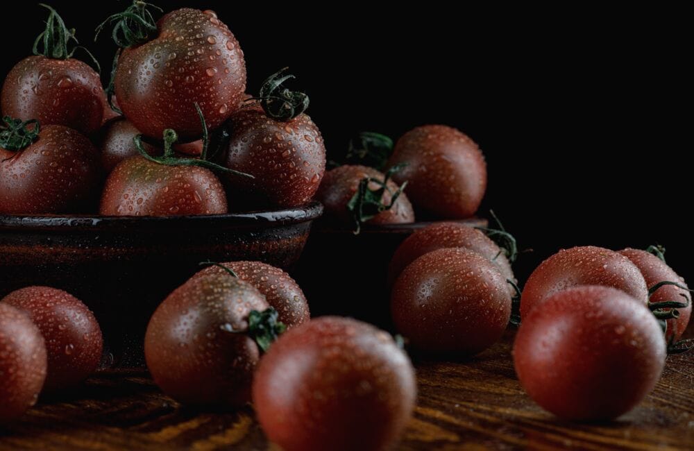 Kumato pomidorai / Shutterstock
