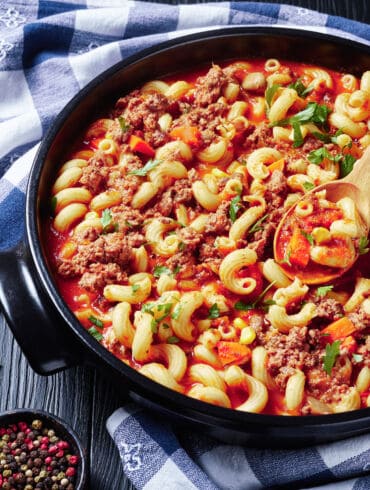 Makaronai su faršu / Shutterstock