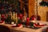 Naujametinis stalas / Shutterstock