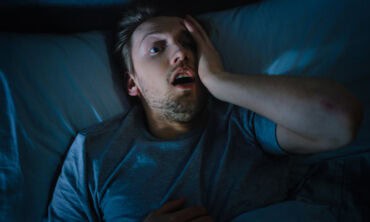 Vyrų naktinis prakaitavimas / Shutterstock