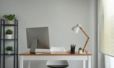 Darbo stalas / Shutterstock